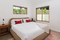 Modern Residence with Guest House Near Asheville Hotels in Weaverville