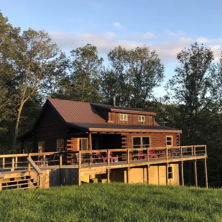 Private getaway cabin in the woods