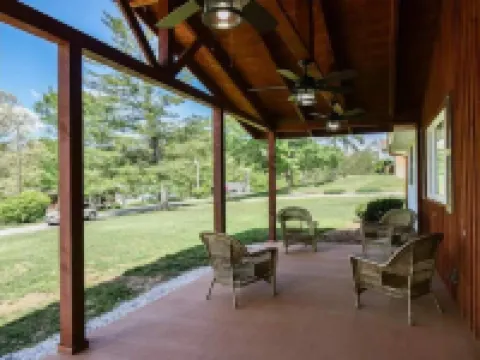 Cozy and comfy Golf Course Cottage