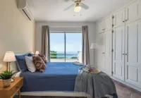 Villa Estrella with private heated pool and breathtaking views