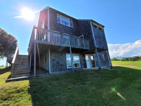 Perfectly Centered in the Birch Harbor Village!