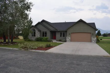 Golf Course Home Amazing Mtn-Views/HotTub/Star Gazing/Ski/Hike/Golf/Family/WiFi Отели в г. Карбон