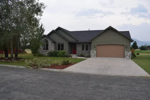 Spacious Golf Course Home Scenic Mt Views/HotTub/Stars/Ski/Hike/Golf/Family/WiFi