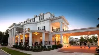 Make your visit to the beautiful city of Berea memorable!