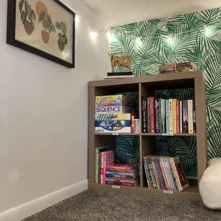 A Charming Home Minutes to Downtown, Zoo, & Airport with Hidden Reading Nook!