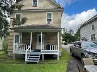 1st Class Rentals - Munson Manor III - 5 Bedroom 2 Bathroom House
