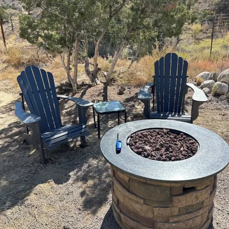 Charming Tiny House / Placitas Casita with great location, views, and Privacy