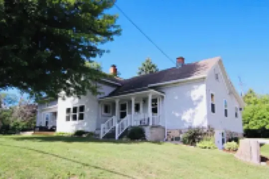 Juniper & Oak LAKE HOUSE w/ Sunset Views over Kettle Moraine Lake