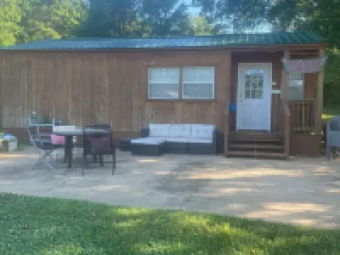 Tiny Cozy Home in Missouri Hotels in Ozark County