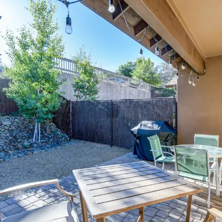 Located in the heart of Prescott just blocks away from Historic downtown square.