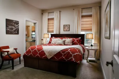 Luxury Condo Located In One Of The “Coolest Small Towns In America” Hotel dekat Zest!
