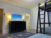 ''By the river '' 2 homes 16 guests pool table game room private deck