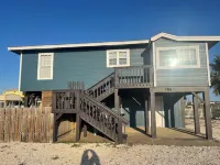 Paradise on Neptune. Saltwater canal, minutes to ICW and beach.