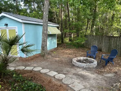 Tranquil Private Home, Heart of Inlet, easy walk to Marshwalk and Restaurants Hotels near Wacca Wache Marina