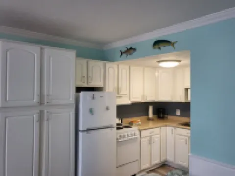 Nice 1st floor studio a few steps to the beach with large pool at Bogue Shores.