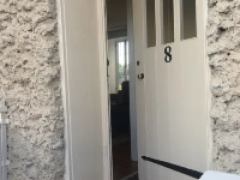 The Castle - c. 1780 Hotels in Lexington