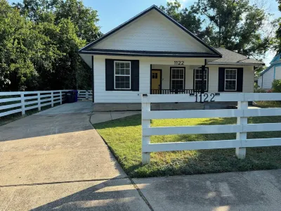 ⚜ Yellow Rose of Waco ⚜ - 1.3mi to Magnolia, 2.3mi to Baylor ⚜ Rogers School of Engineering and Computer Science 주변 호텔