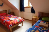 Two Storey House With Fabulous Mountain Views Hotel dekat Kingussie Golf Club Restaurant