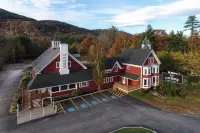 Beautiful Property with Mountain View & Privacy. Near Trails, Eateries & More! 奧西皮住宿飯店
