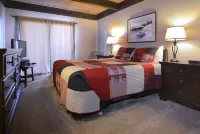 Remodeled ski in/ski out condo in Mt Crested Butte with incredible views!