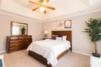 Few Mins to Ballantyne-Pet Friendly-1 Level Home-Private Plunge Pool in Backyard