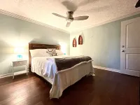 Cozy Lake Front Home with Private Boat Launch/Dock - Balkoner