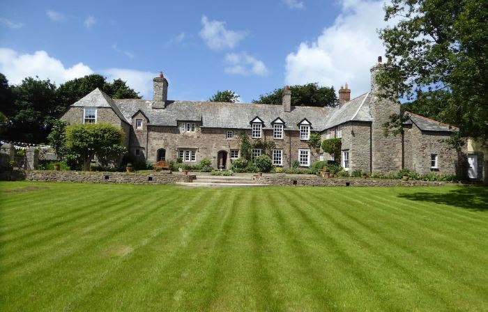 Bay Cottage, a section of Ebbingford Manor, 850 yr old manor house by beach&town