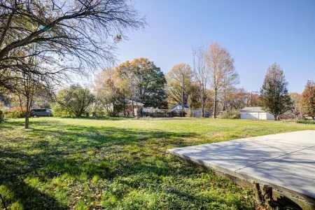 Spacious Matthews Getaway | Large Patio, Parking