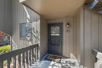 Lakefront Pinehurst Condo 2BD/2BA