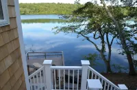 ⭐️ STUNNING WATERFRONT ⭐️Pet Friendly 3BDRM/2BTH*FIREPIT*KAYAKS*GAS FIREPLACE*