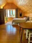 Down the road from Bayview Beach on Ferry Rd! Bright, and newly furnished 2 BR. Hotels near Funtown Splashtown USA