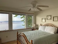 Shelburne Bay Waterfront Getaway Hotels in Shelburne