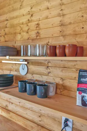 The Cast House - Walkable & Modern