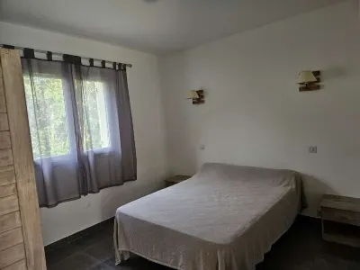 Mini villa T3 by the sea at Marine de Sisco, Cap Corse Hôtels à proximité de : Cap Corse