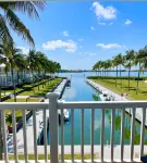 Isla Marlin 28: Palm lined luxury villa w/dockage and sunset views