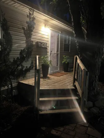 No DeadLines Lakehouse on Smith Lake