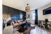 Cali Coast * Small home in quiet neighborhood Hotels in Shiloh