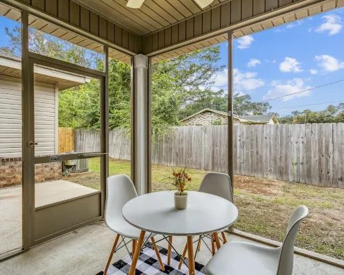 Lovely Town-home in Pensacola - Hotels in Ensley