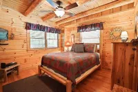 Bella Luna-Cabin-Private Bathroom