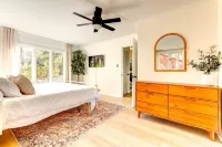 Pool Table, Arcade, Fenced-in Yard, Fire-pit, Private Beach Parking!