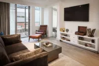 The Elizabeth Hotel, Autograph Collection