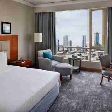 Courtyard Kuwait City Rooms