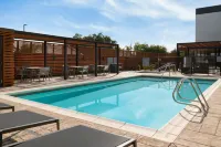 Courtyard Fresno Clovis - piscina