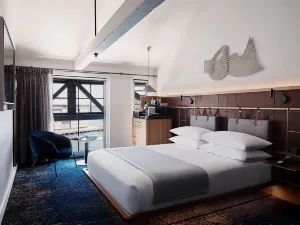Pier One Sydney Harbour, Autograph Collection