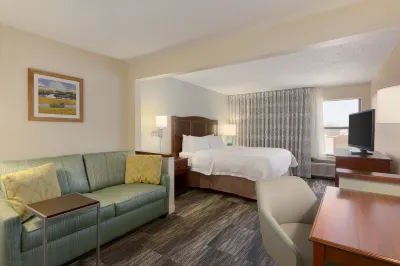 Hampton Inn Zanesville Hotels in Dresden