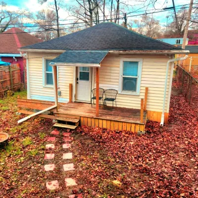 tiny house backyard cabin getaway in Detroit Hotels near Rite Aid