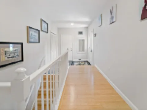 Comfortable & Spacious 5BD/3BA - Walk to State College HS and 5 min Uber to PSU Hotels in State College