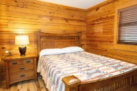 Luxury Mountain Cabin On 320+ Acres Near Asheville, Lake Lure & Hendersonville