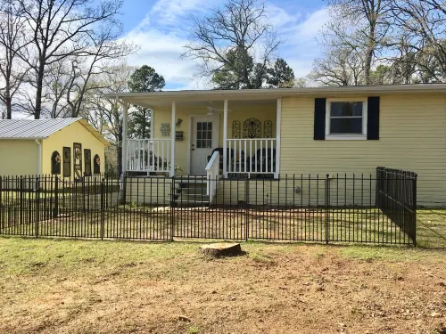 💐10 min to Trade Days, Pets, Deck, 6 separate beds, 🌲