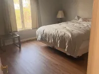 Huge Open Floor Plan! New Owner Of This Beautiful Hidden Gem as of February 2016 Ξενοδοχεία στην πόλη Wayne County